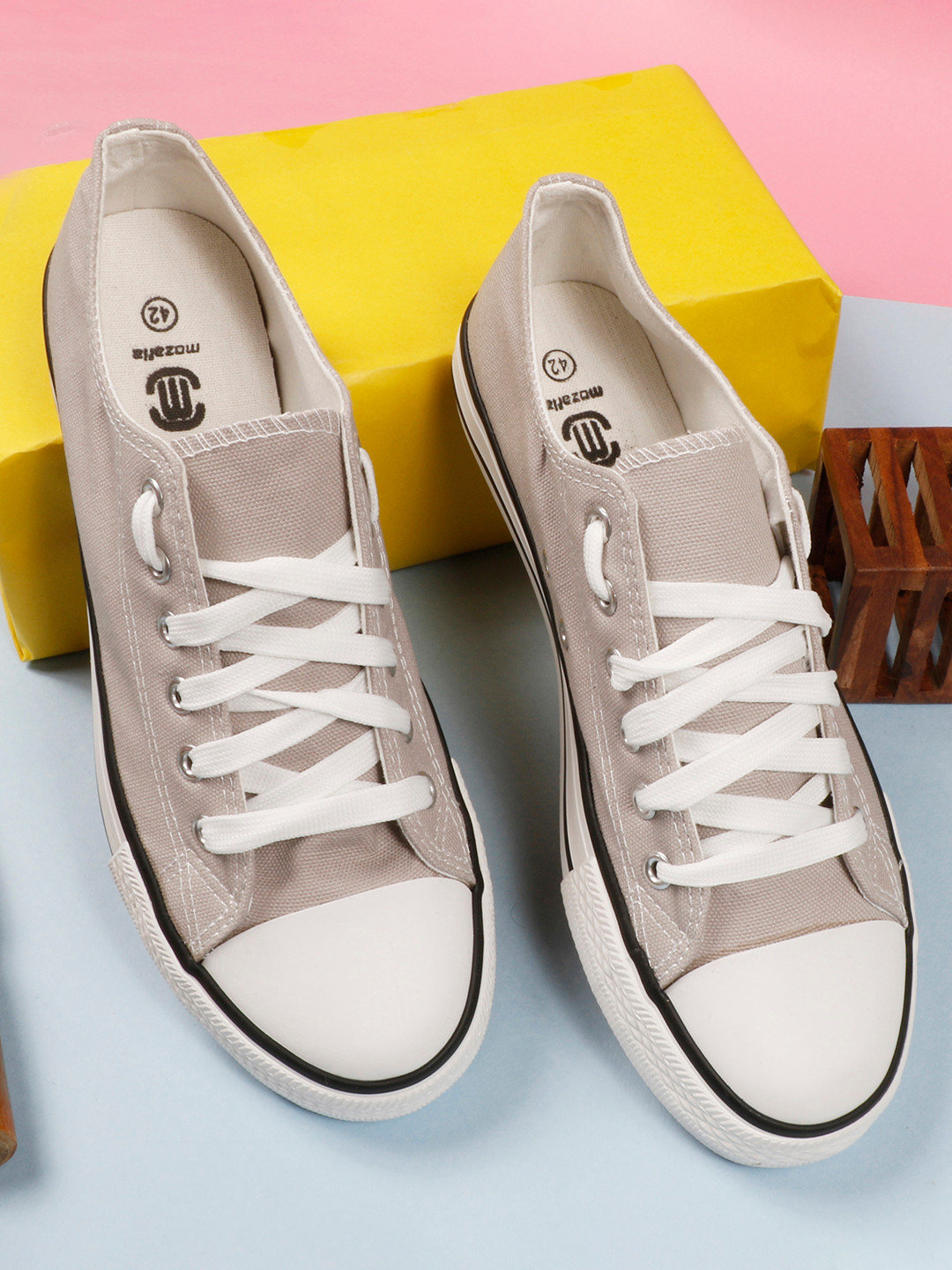 MOZAFIA Men Canvas Lace-up Casual Low Top Sneakers