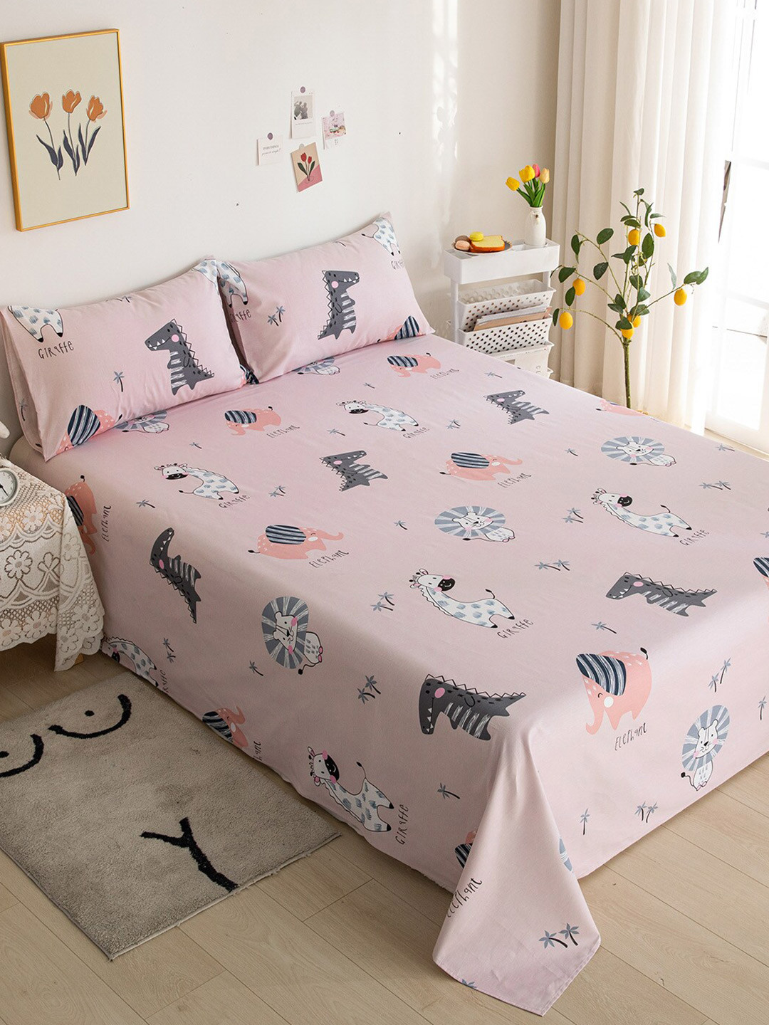 JC HOME Pink Animal Cotton 200 TC King Fine Bedsheet with 2 Pillow Covers-91 x 106 inches