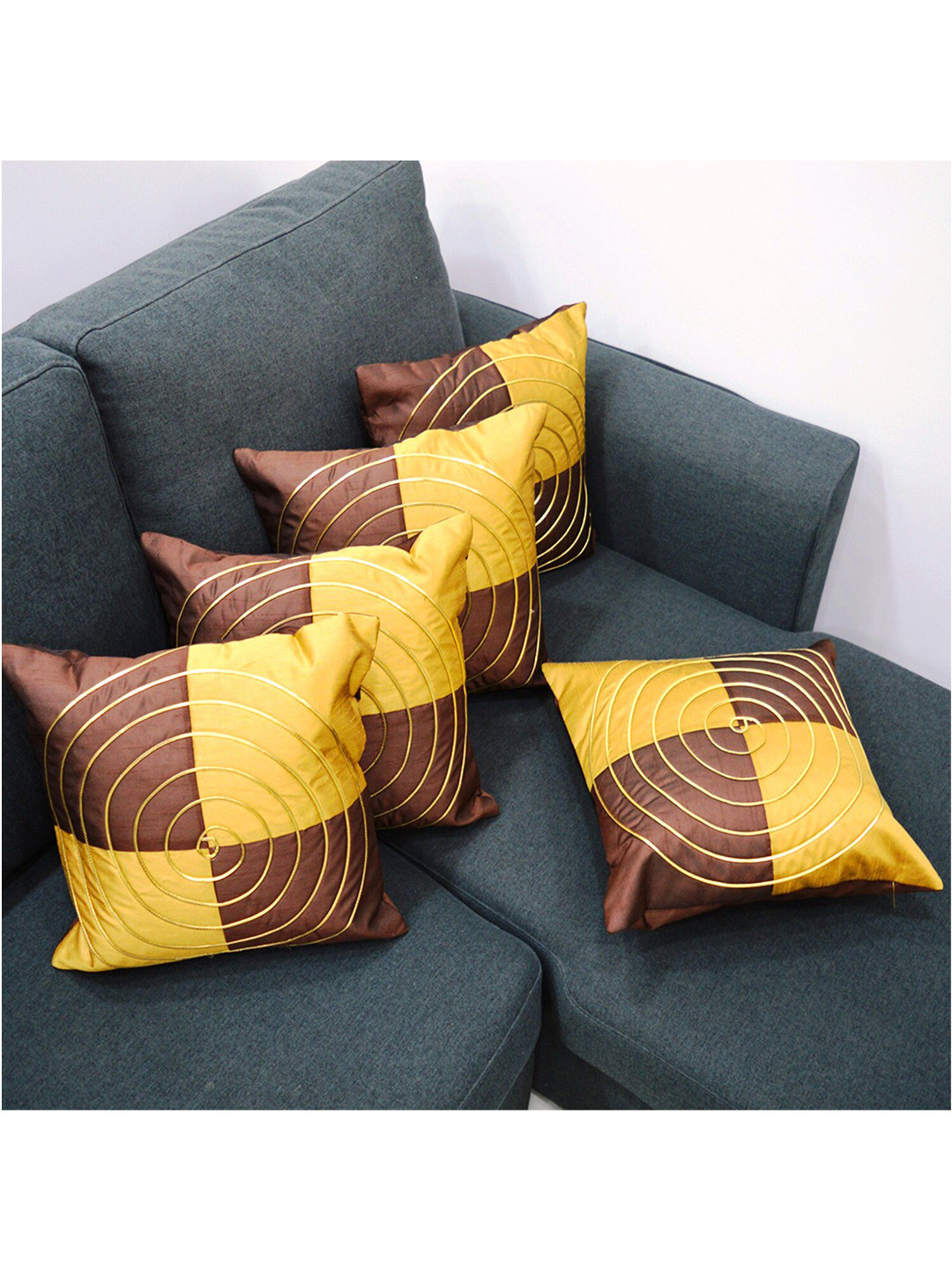 Tranquil square Colourblocked Cotton Lightweight 5 Pcs Patchwork Cushion Covers -16x16In