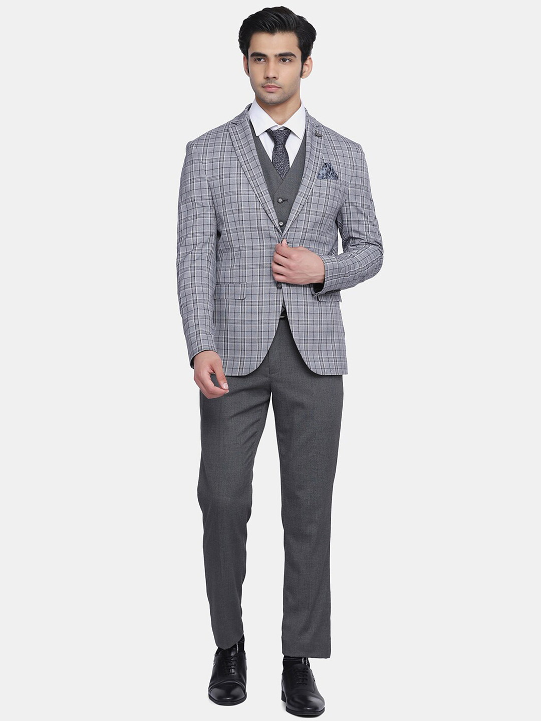Blackberrys Men Grace 4 Pcs Multitude 6X Checked Formal Suit