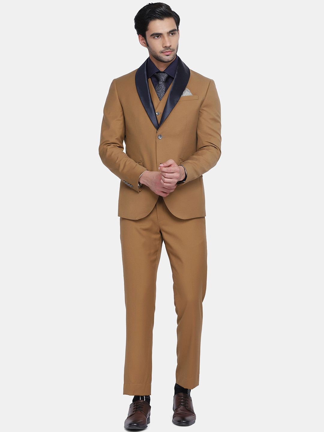 Blackberrys Men Domnia 4 Pcs Multitude 6X Textured Formal Suit