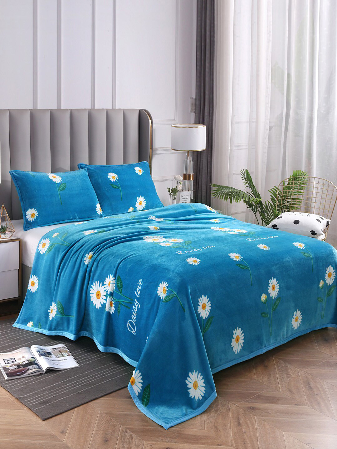 JC HOME Blue & White Floral Summer 300 GSM Double Bed Blanket