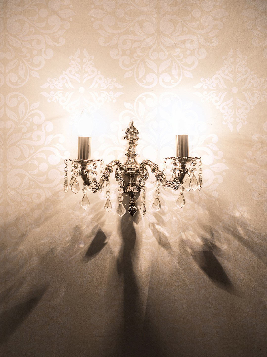 Fos Lighting Silver-Toned Wall Lamp