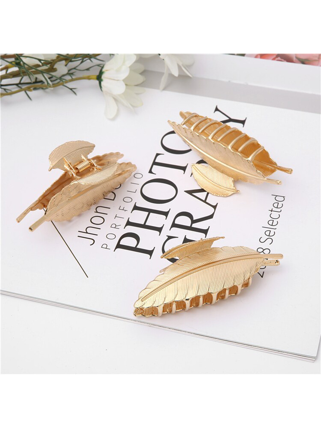 VAGHBHATT Women Gold-Toned Set of 3 Claw Clip