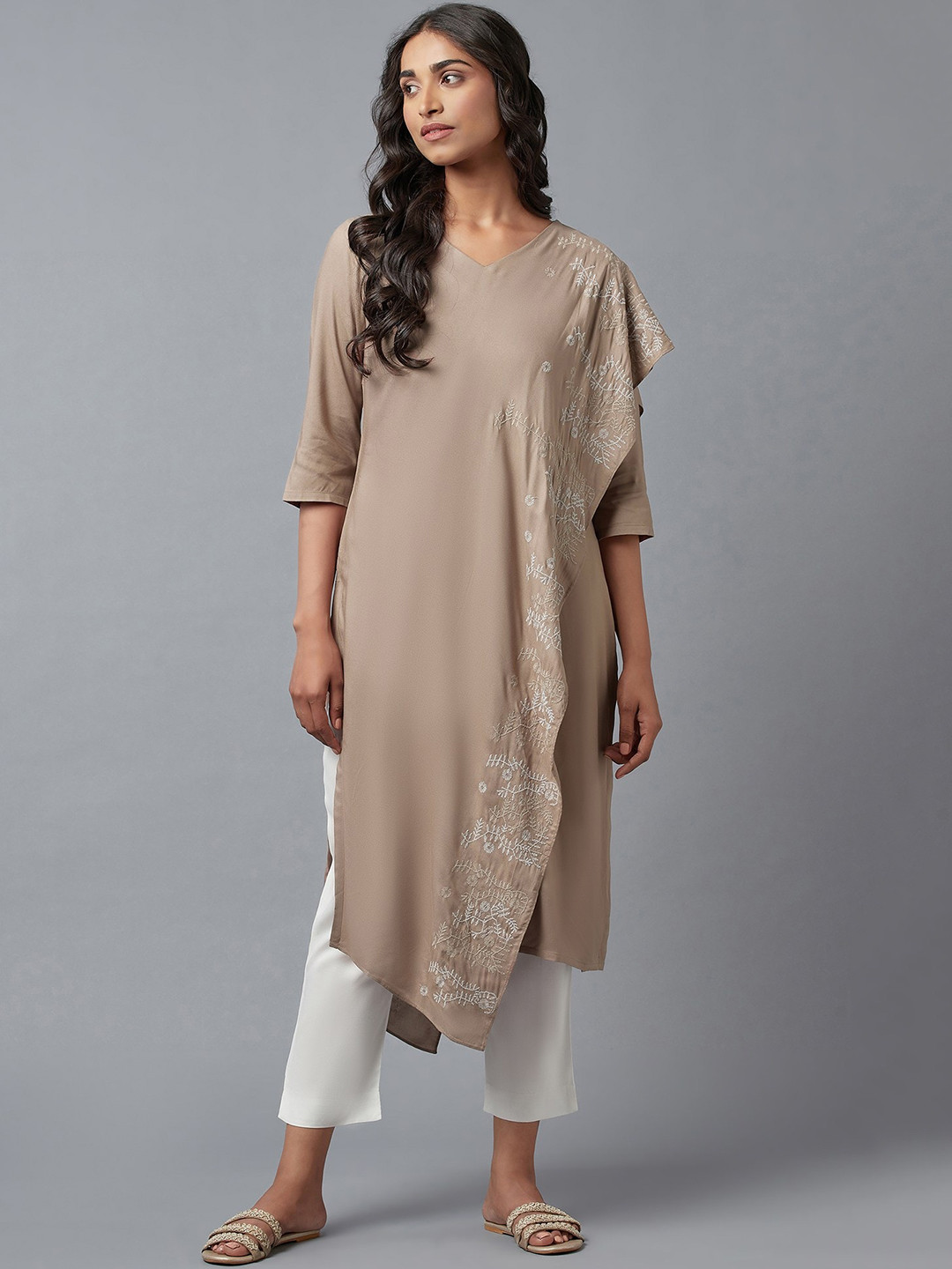 W Women Beige Saree Drapped Kurta in V-neck with Thread Embroidery