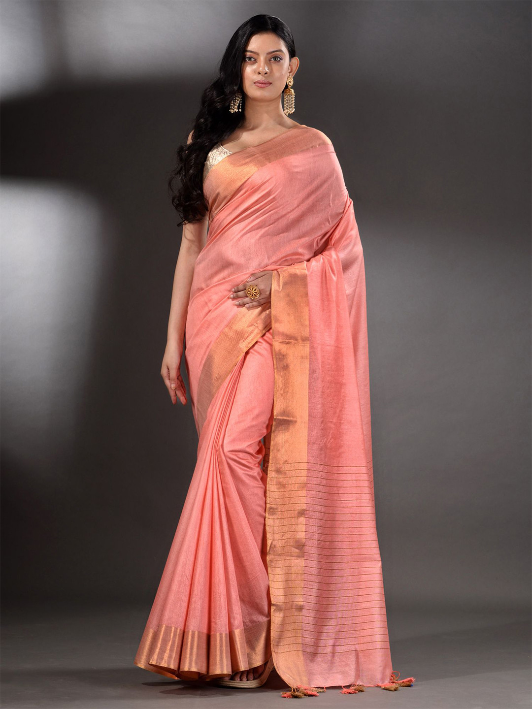 Arhi Pink & Gold-Toned Cotton Blended Saree