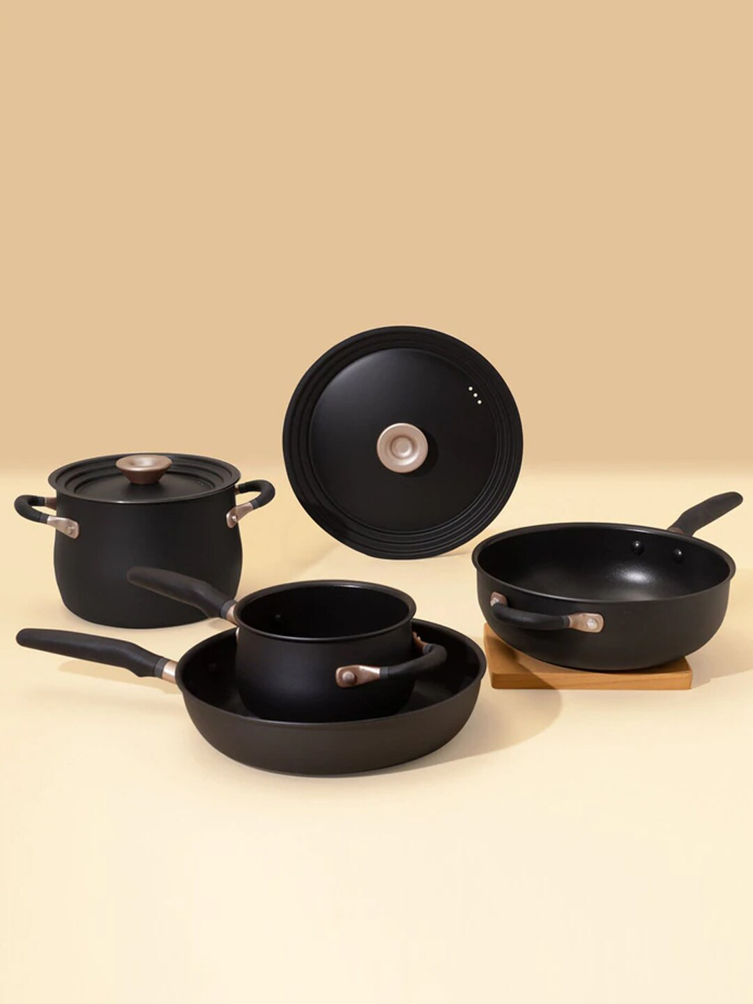 MEYER Accent Series Black 6 Pieces Non Stick Stainless Steel Cookware Set