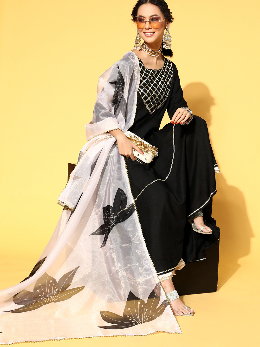 Blissta Women Classic Black Viscose Rayon Print Parade Kurta