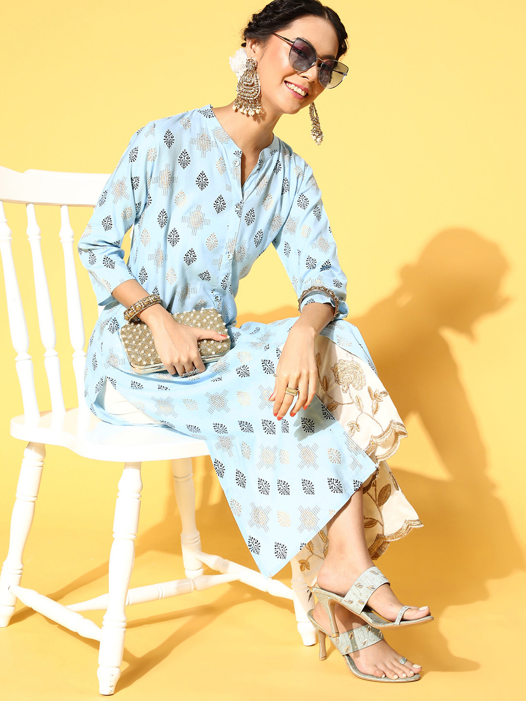 Blissta Women Blue Viscose Rayon Print Parade Kurta