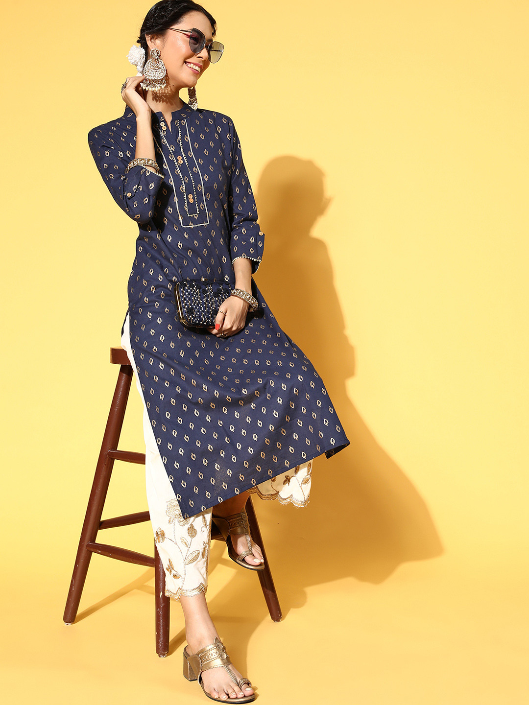 Blissta Women Stunning Navy Blue Cotton Print Parade Kurta