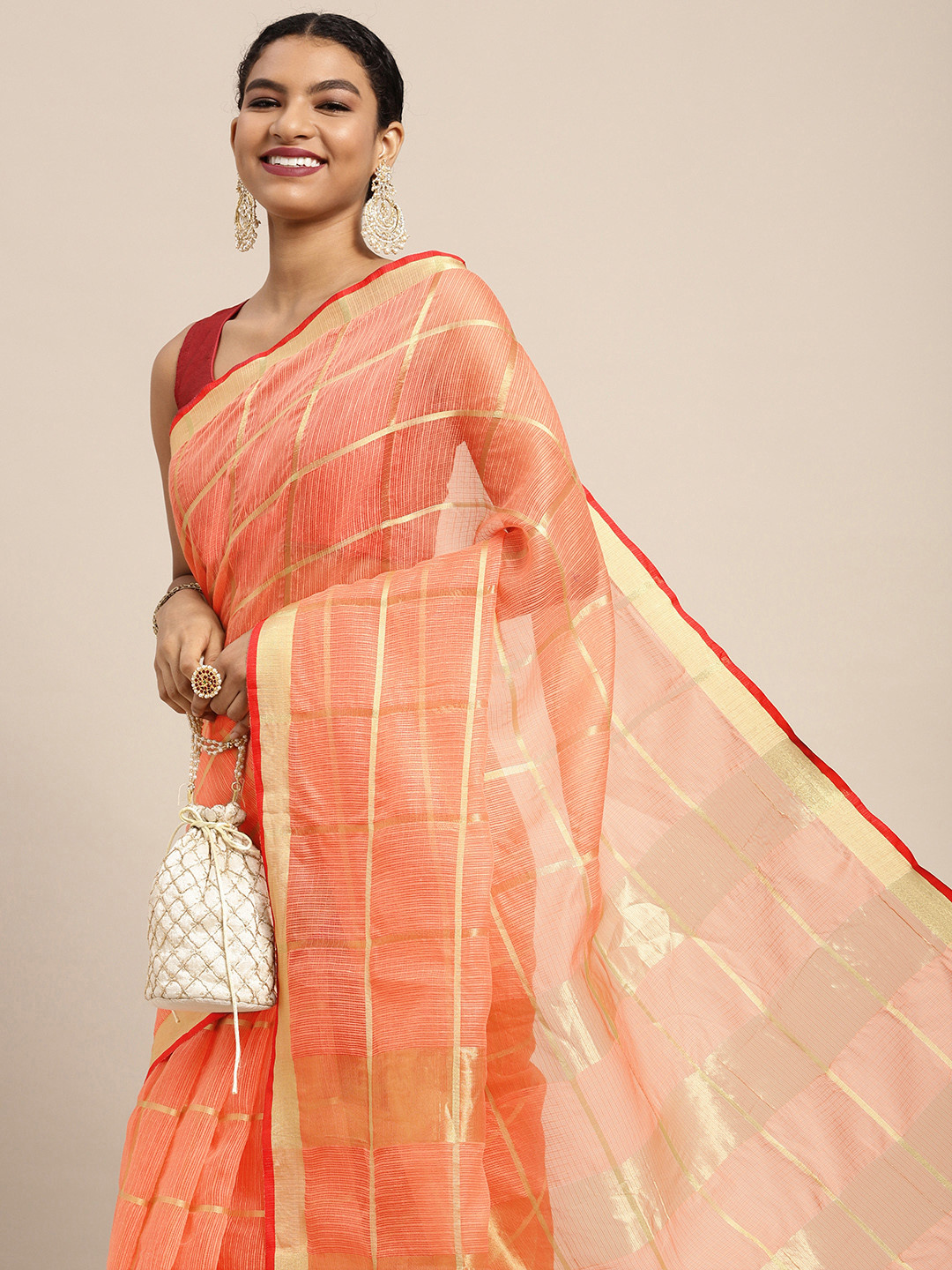 Leeza Store Peach-Coloured & Gold-Toned Woven Design Kota Saree
