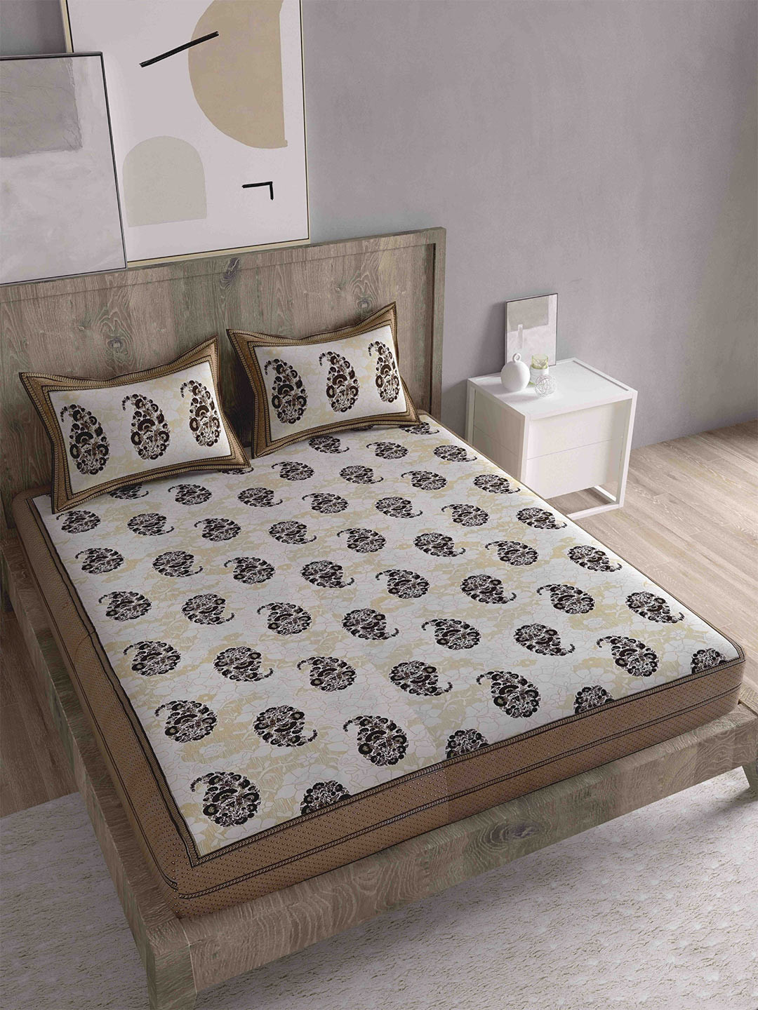 Spangle Premium Gold Paisley Cotton 260 TC King Fine Bedsheet with 2 Pillow Covers-108 x 108 inches