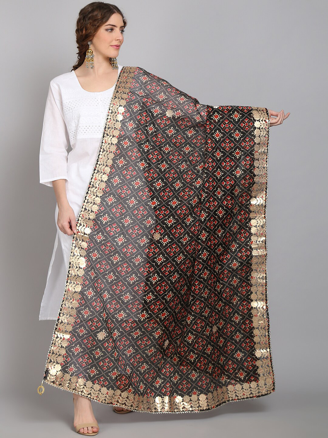 SOUNDARYA Black & Red Printed Pure Cotton Dupatta With Gotta Patti