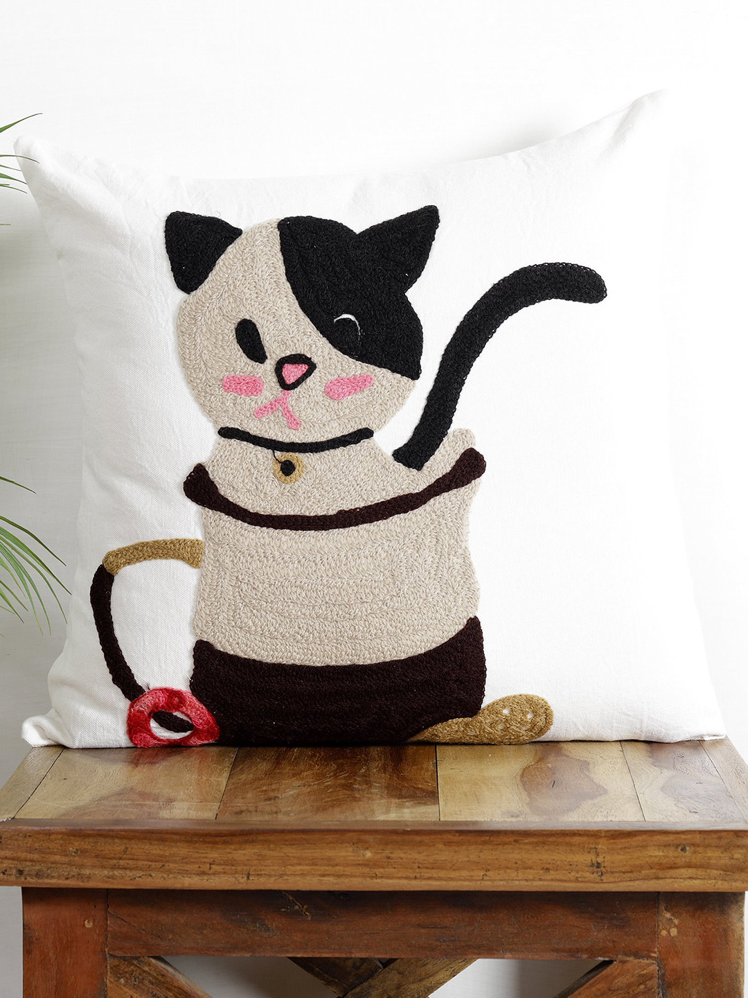 HANDICRAFT PALACE White & Black Square Cushion Covers