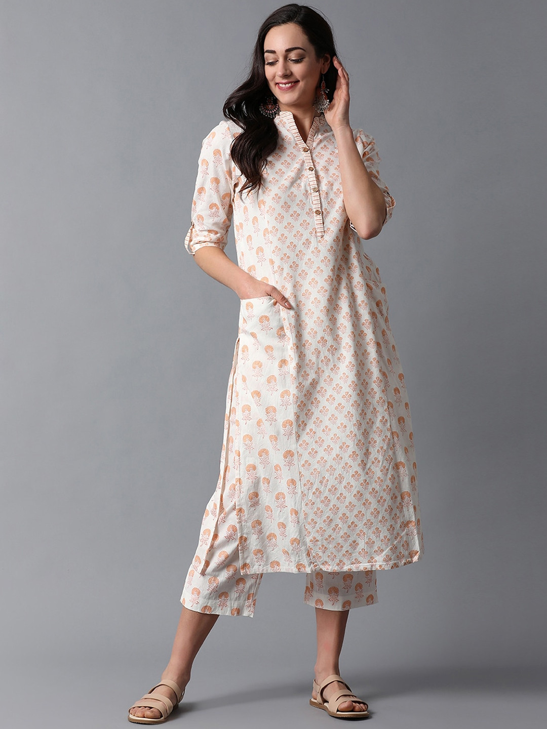 Indian Dobby Women White & Peach-Coloured Floral Printed Block Print Pure Cotton Kurta