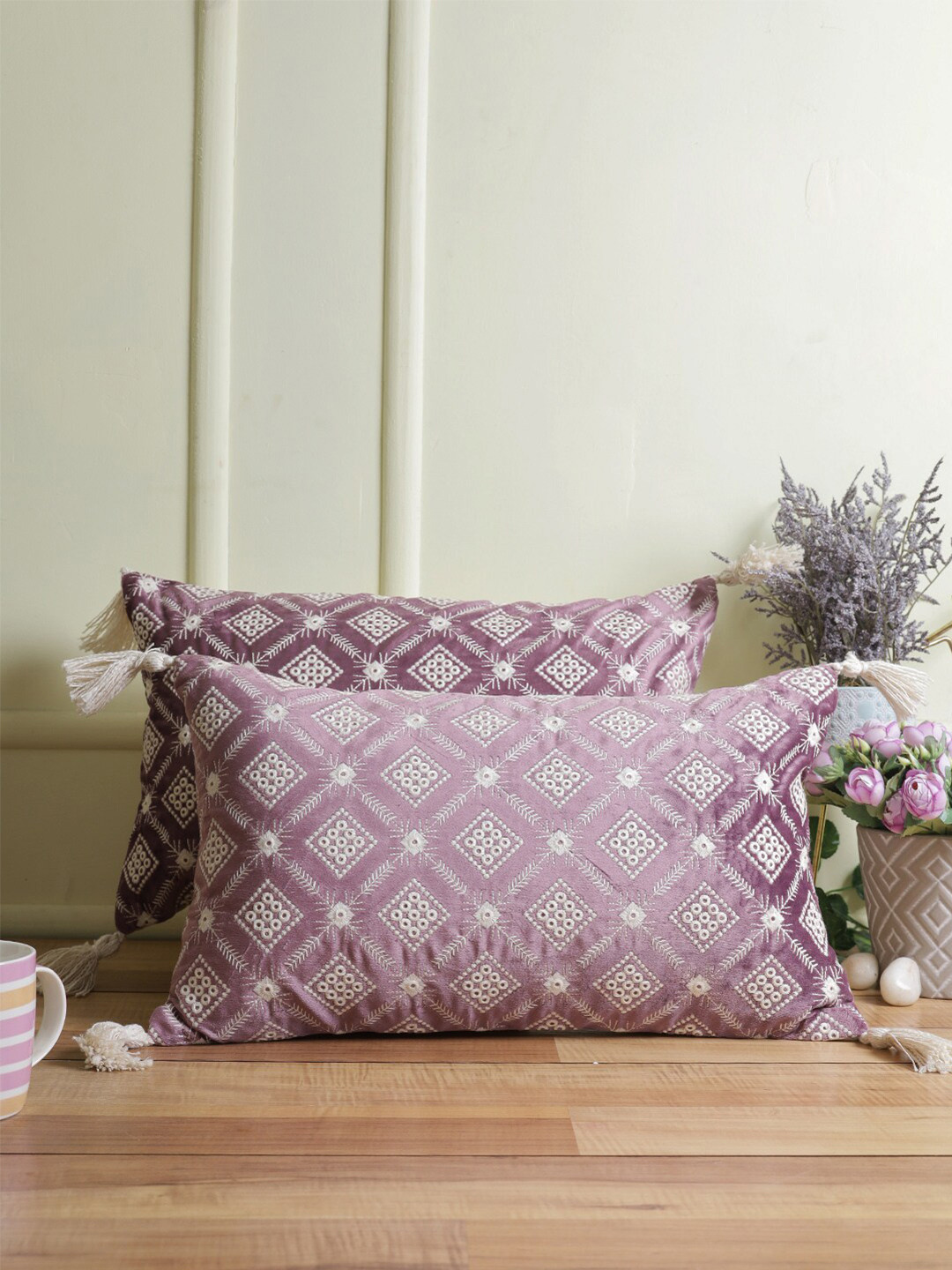 eyda Purple & White Set of 2 Embroidered Velvet Rectangle Cushion Covers