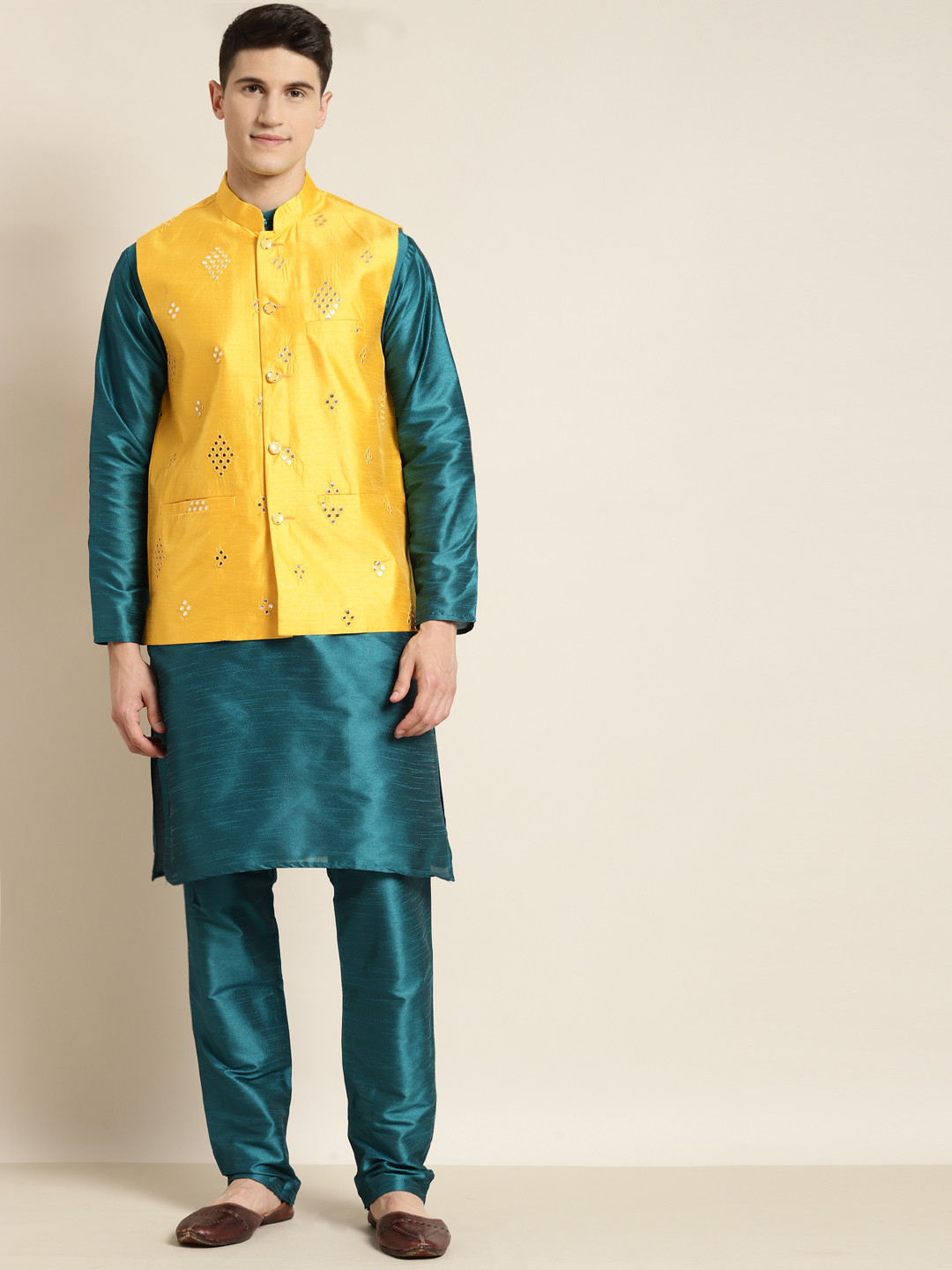SOJANYA Men Teal Green & Yellow Kurta with Churidar & Nehru Jacket