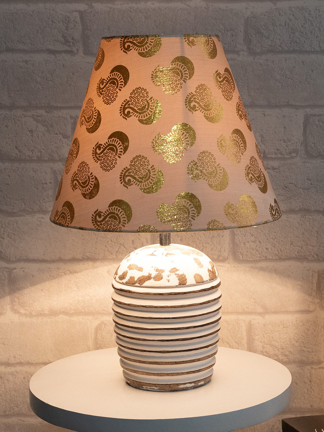 Homesake Gold-Toned Printed Metal Ribbed Basket Table Lamp