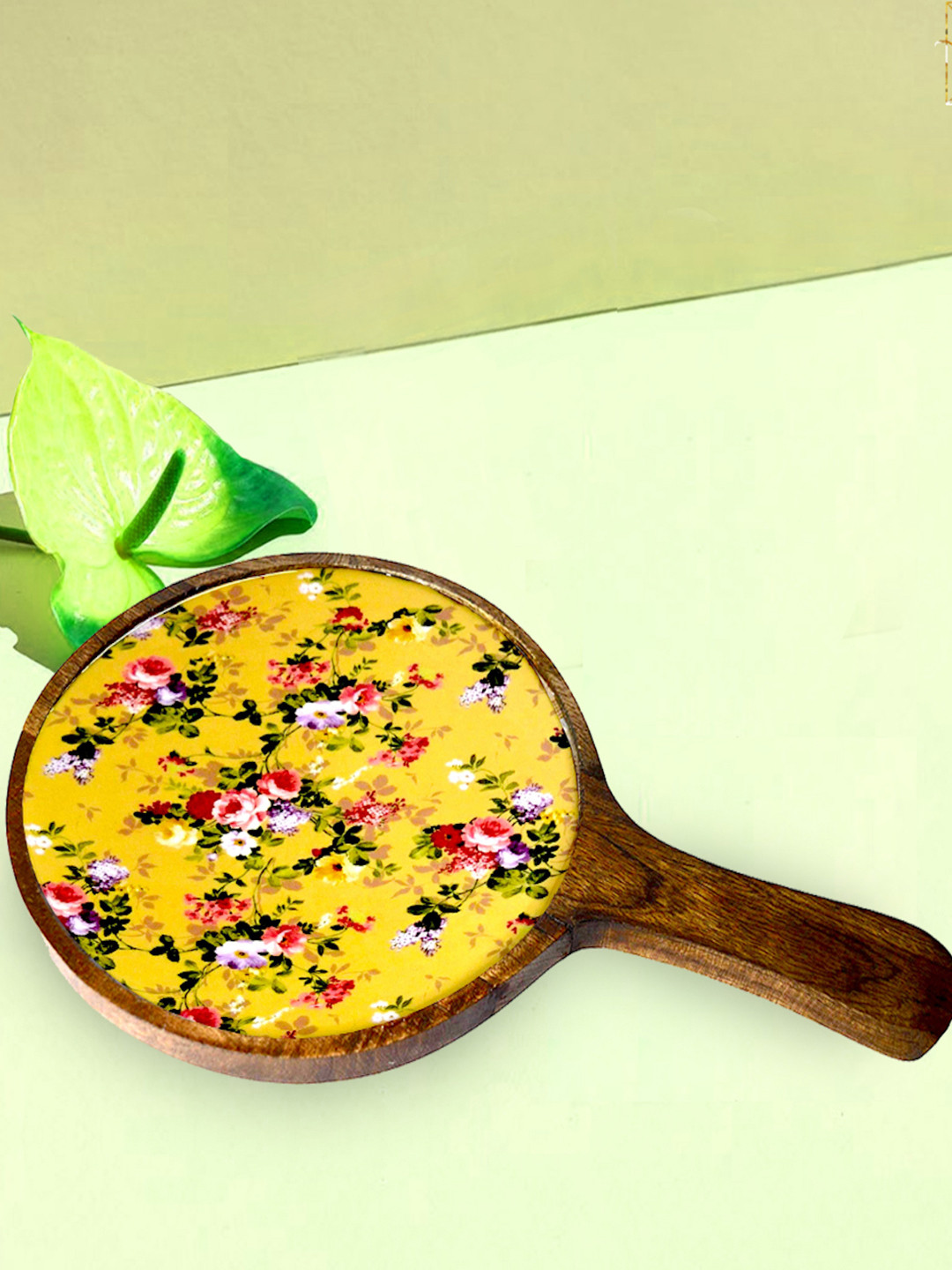 Tranquil square Yellow Floral Printed Wooden Pizza Serving Platter
