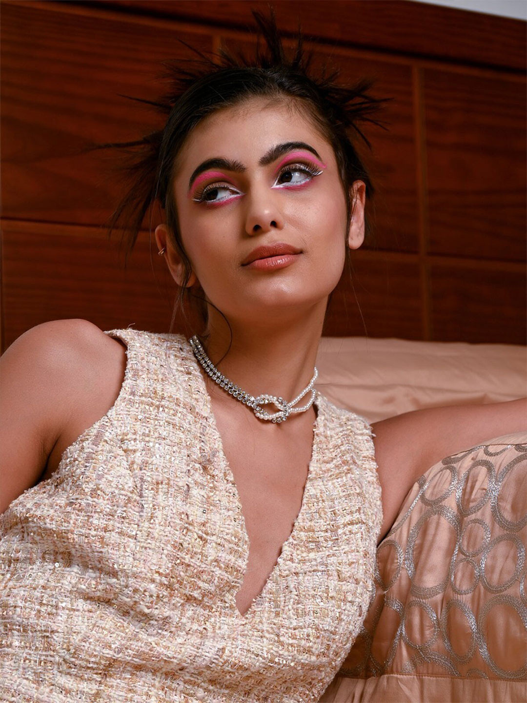 ODETTE White & Gold-Toned Necklace