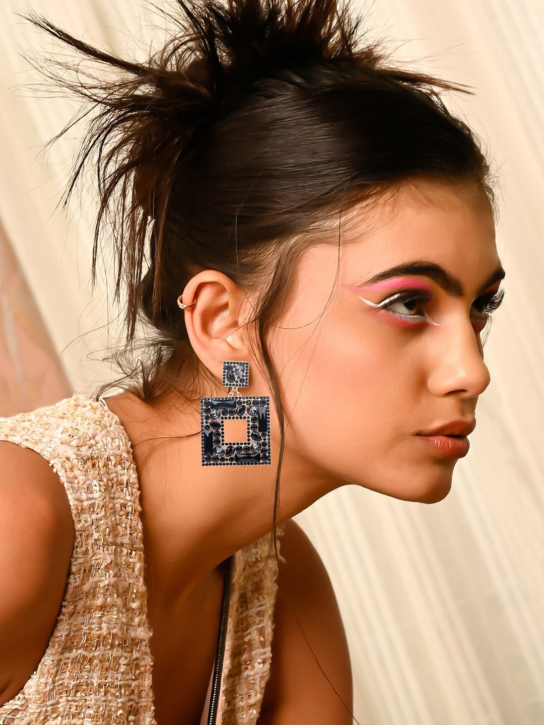 ODETTE Black Oval Drop Earrings