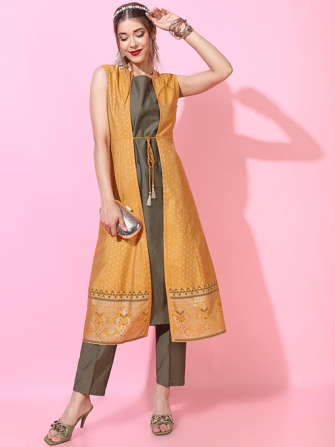 Vishudh Women Solid Kurta with Palazzo & Jacket