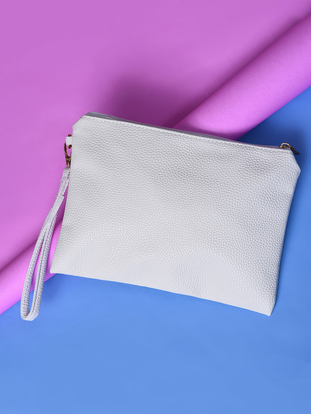 HAUTE SAUCE  White Solid Purse
