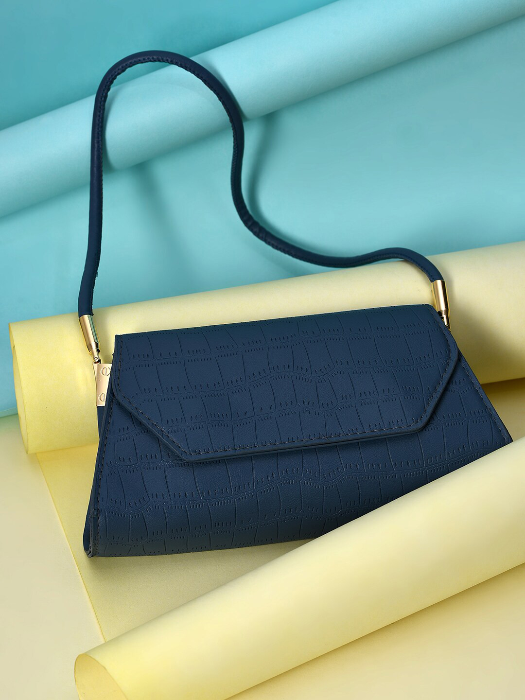 HAUTE SAUCE  Blue Textured Purse Clutch With Magnet Lock