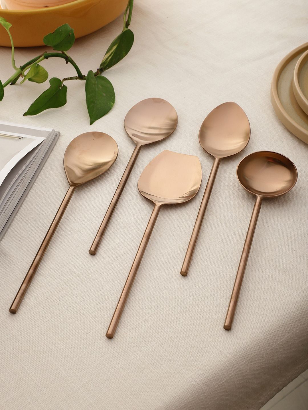 VarEesha Set of 5 Rose Gold-Toned Serving Spoons