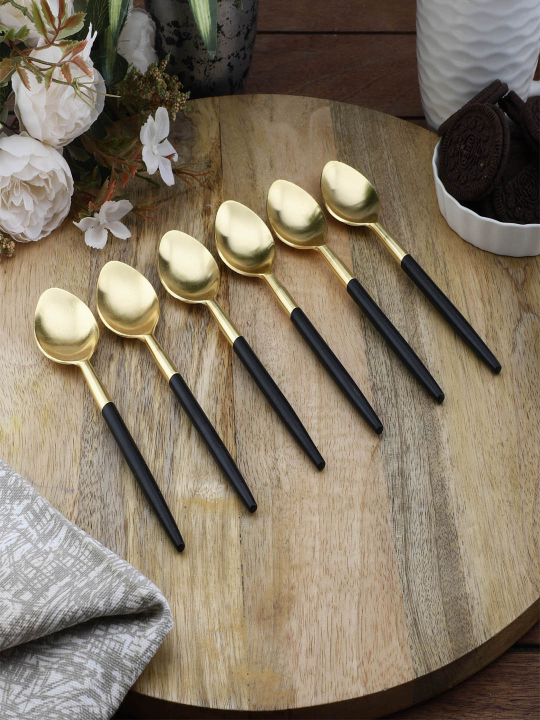 VarEesha Set Of 6 Black & Gold-Toned Matt Tea Spoons