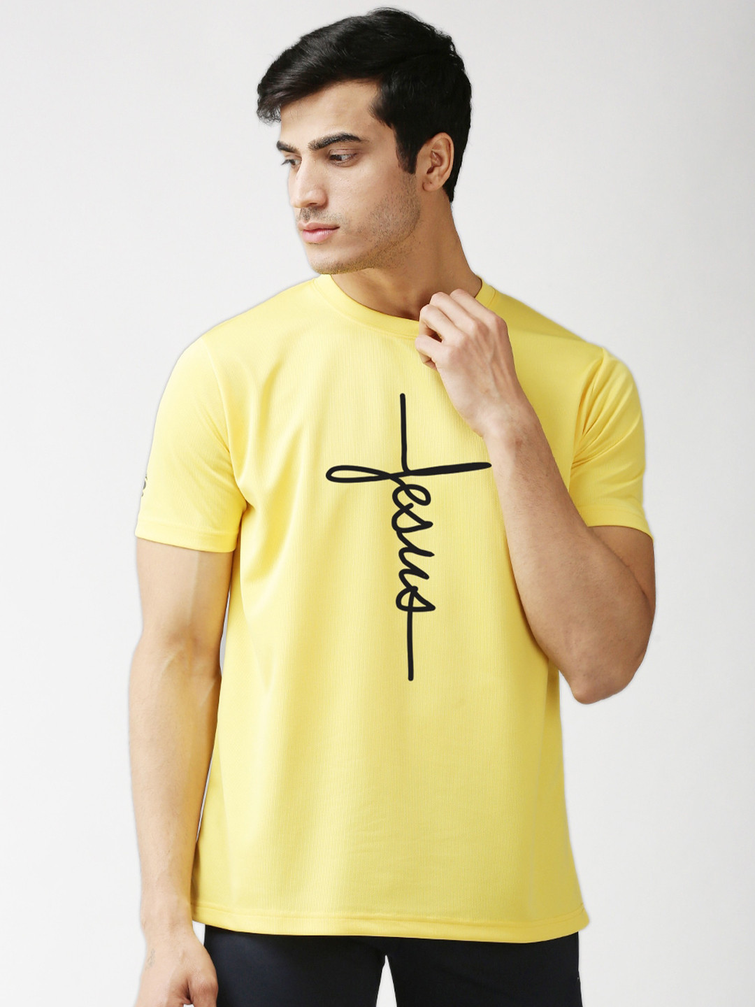 EPPE Men Yellow Typography Printed Sports T-shirt