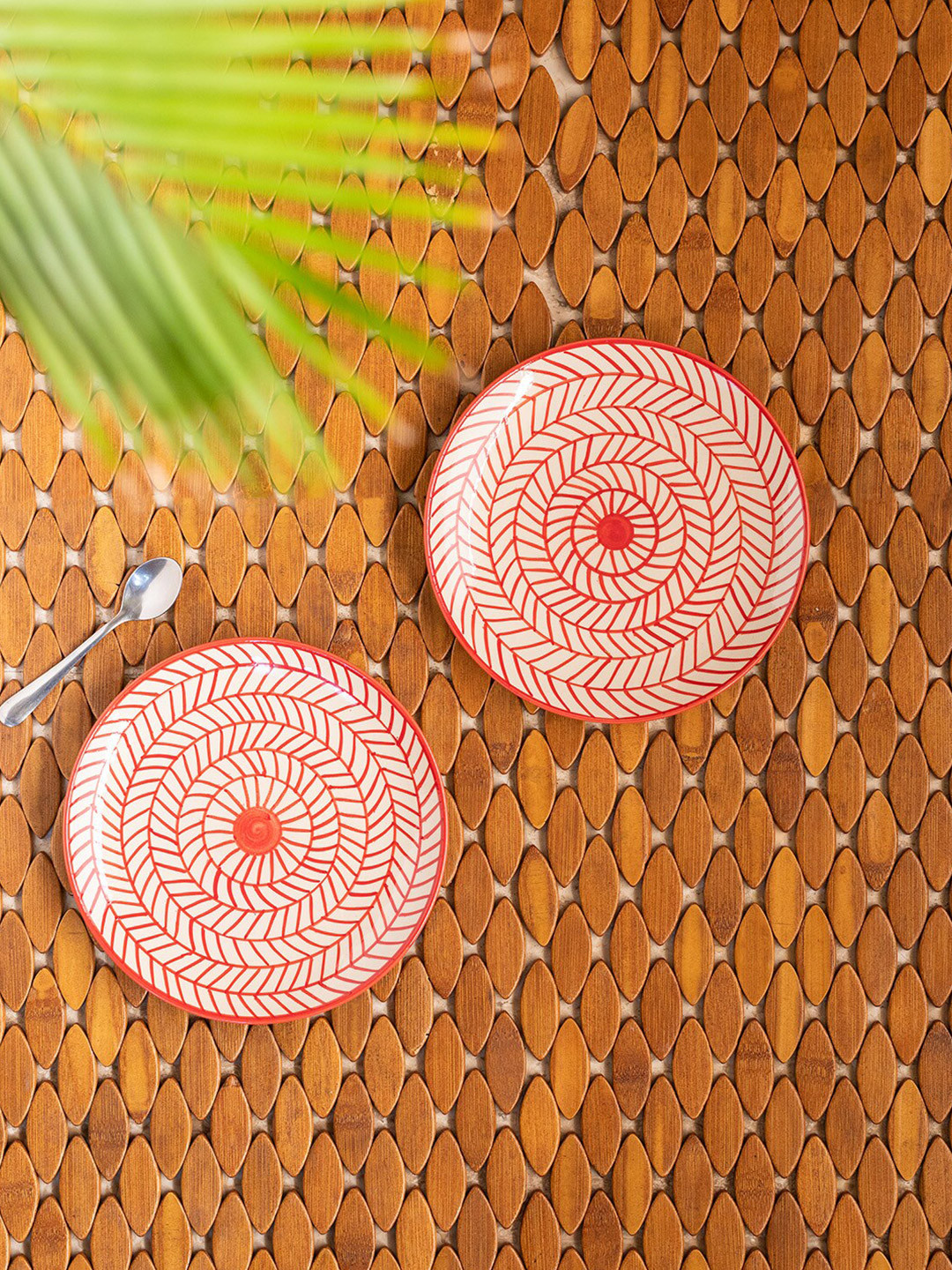 ExclusiveLane Ceramic Quarter Plates Hand-painted (Set of 2, Microwave Safe)