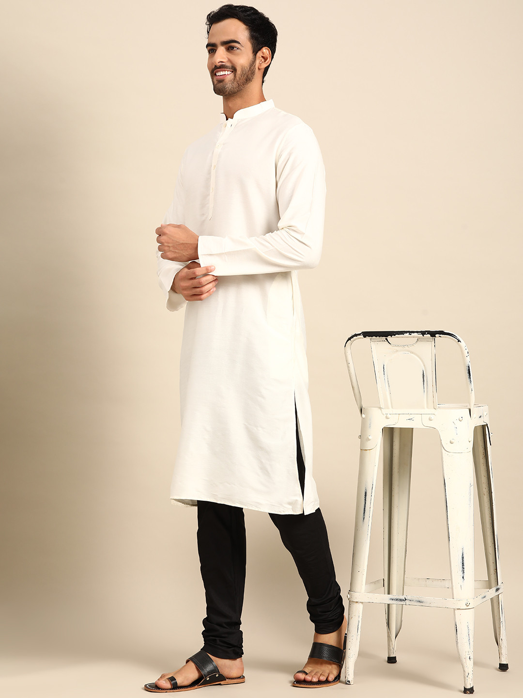 Amodh by Kisah Men Black Solid Churidar