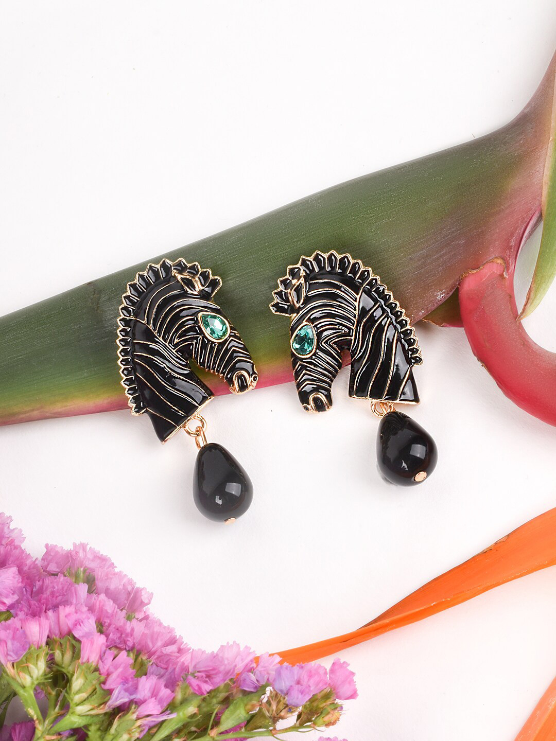 JOKER & WITCH Black Contemporary Studs Earrings