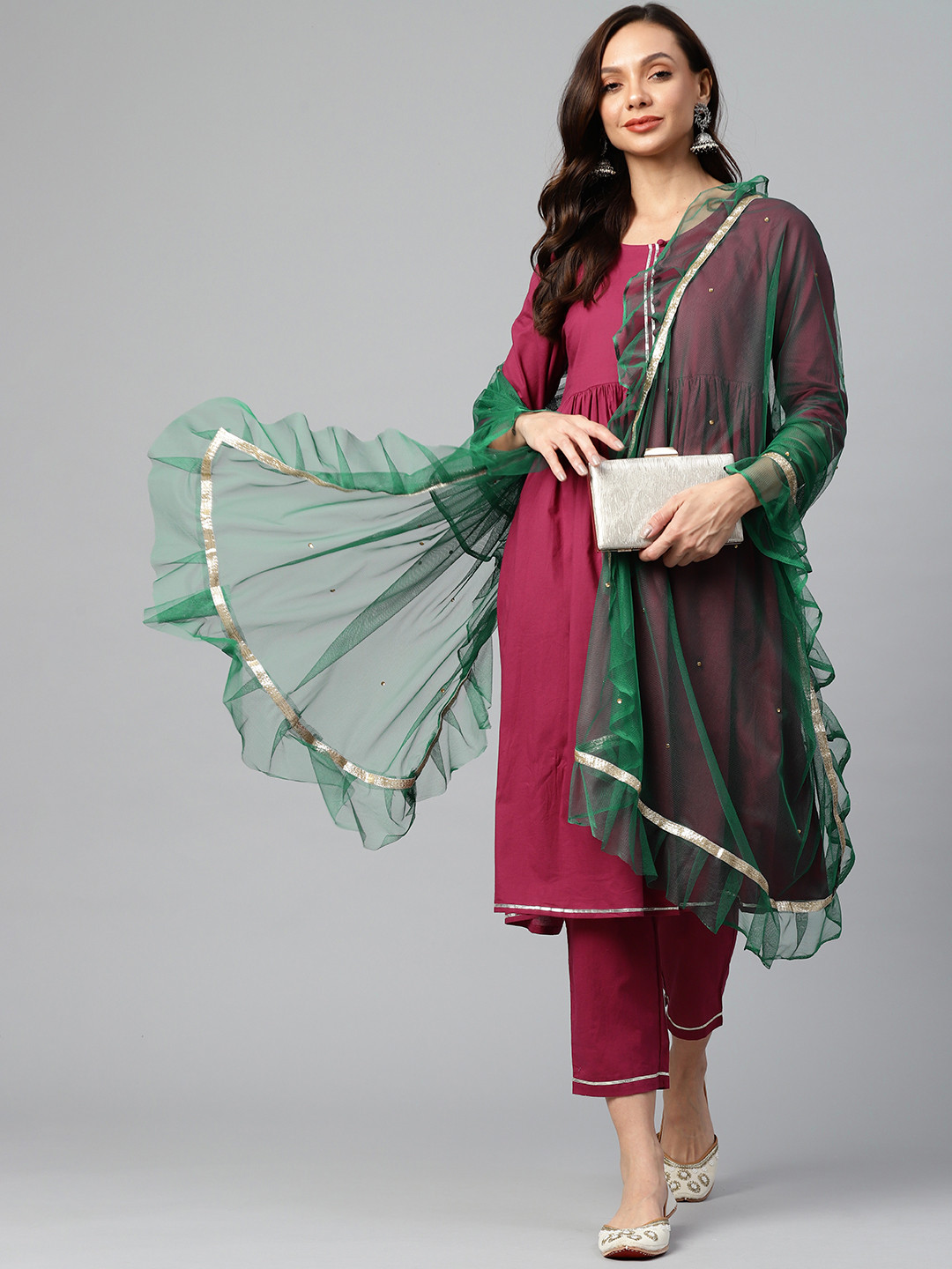 WEAVERS VILLA Green Dupatta with Mukaish