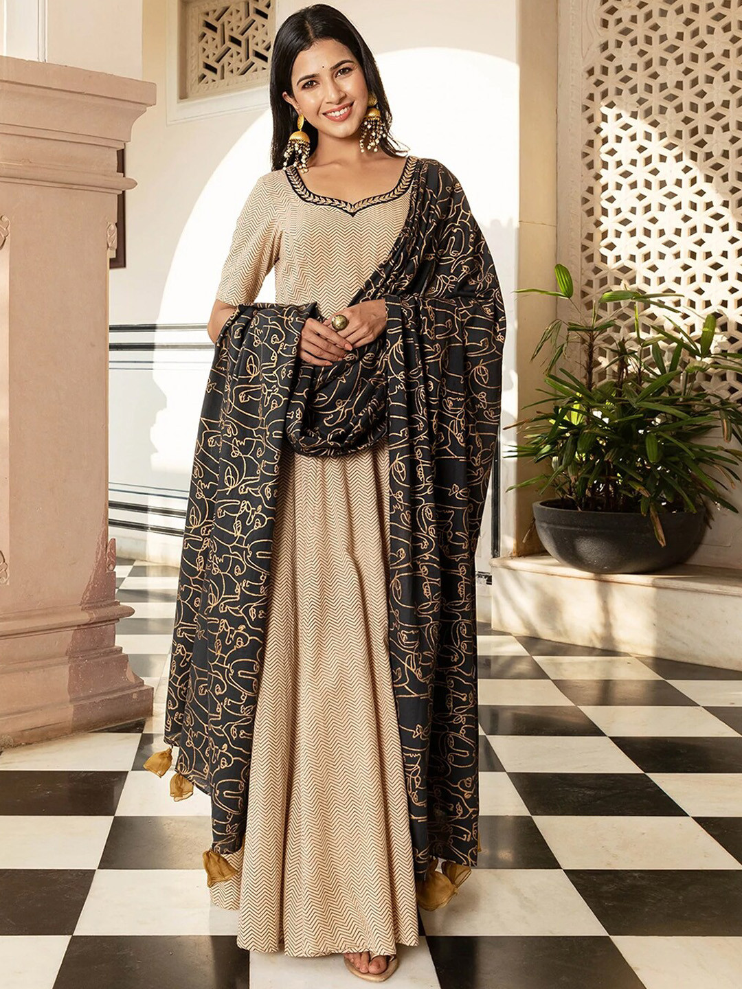 Ambraee Women Black Printed Pure Cotton Kurta with Dupatta