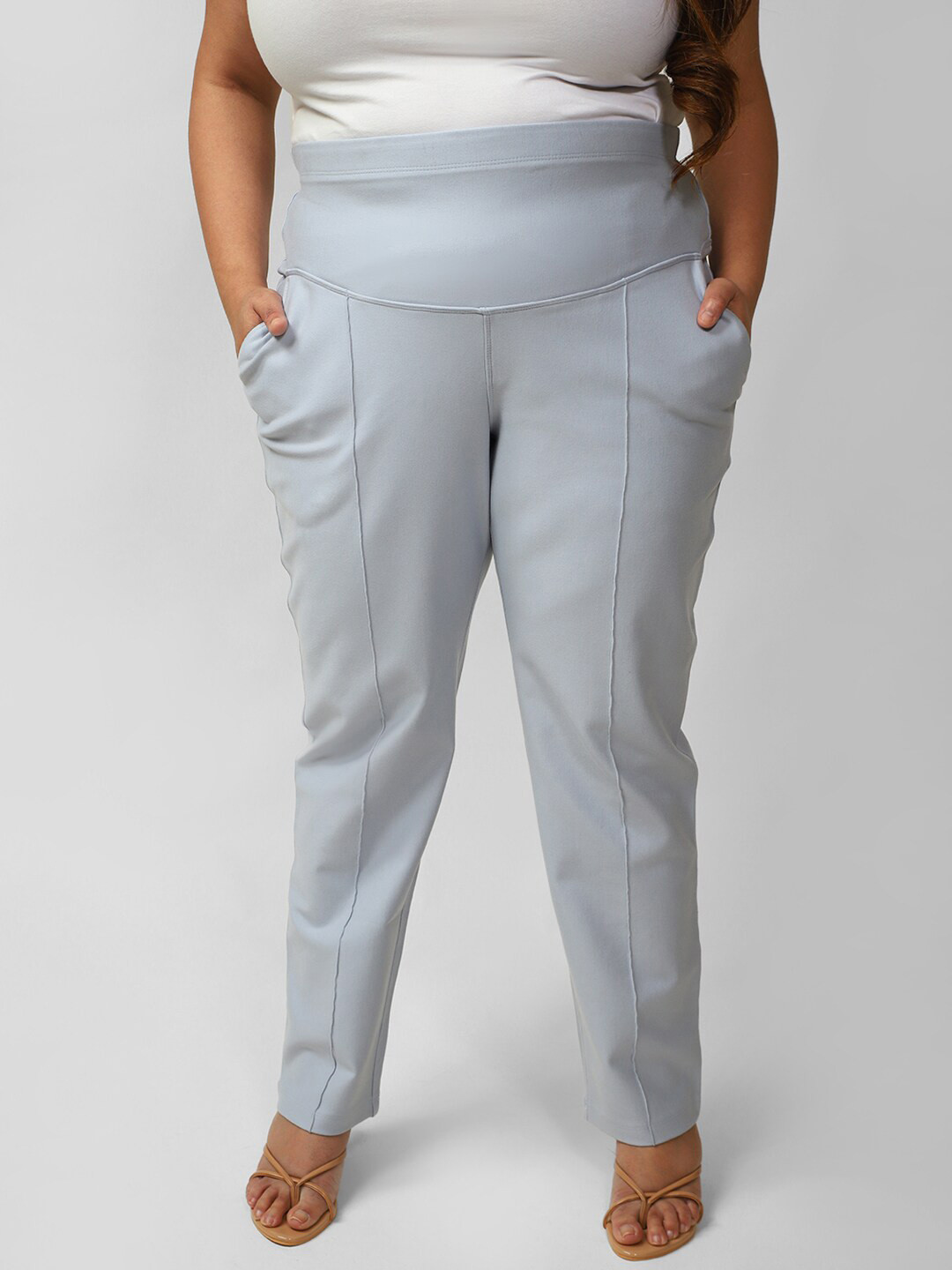 Amydus Plus Size Women Blue Solid Straight-Fit High-Rise Jeggings