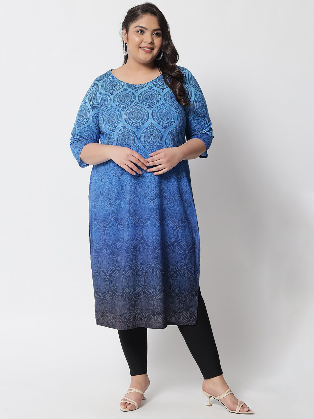 Amydus Woman Plus Size Blue Floral Printed Round Neck Straight Kurti