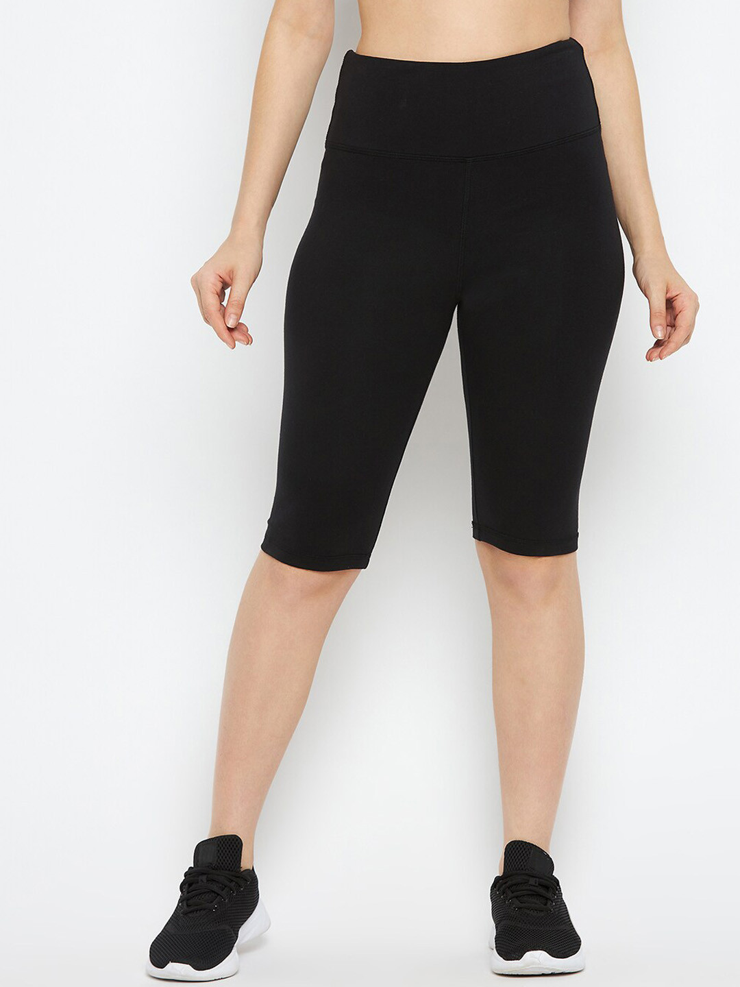 Hypernation Women Black Solid Cotton Lycra Bicycle Shorts