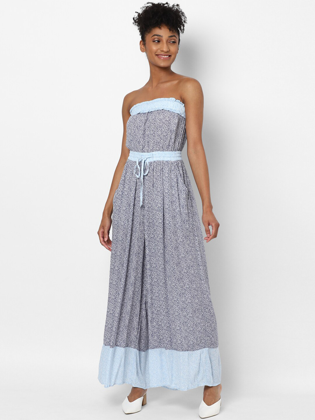 AMERICAN EAGLE OUTFITTERS Blue & Grey Strapless Printed Basic Jumpsuit with Waist Tie-Ups