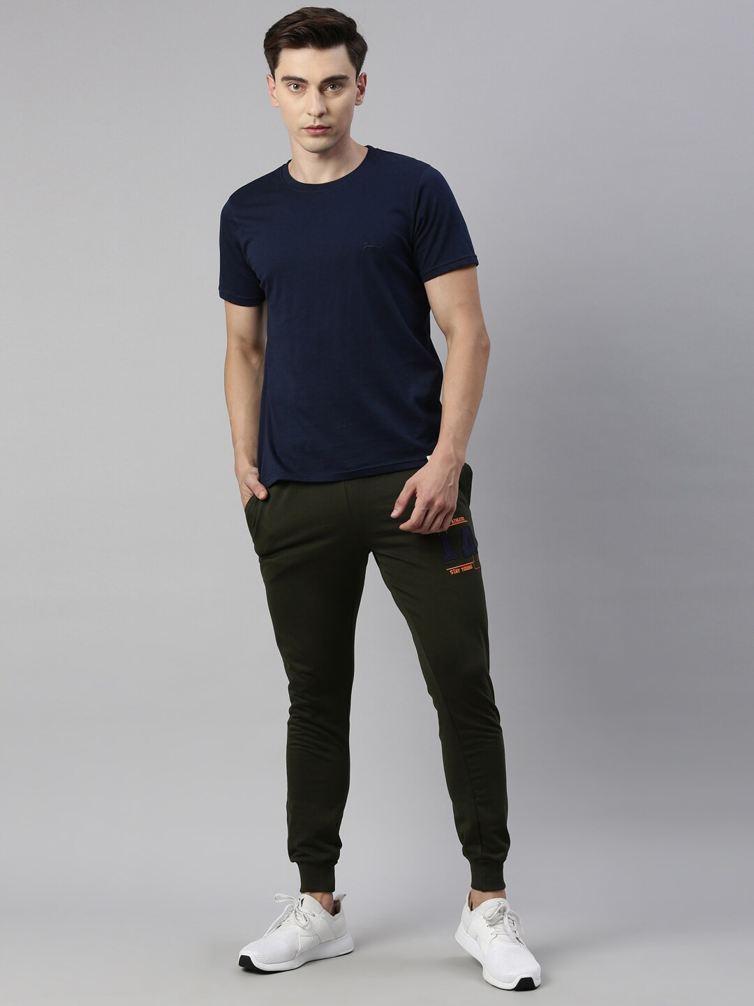 Joven Men Navy Blue & Olive Green Solid Pure Cotton T-Shirts & Joggers