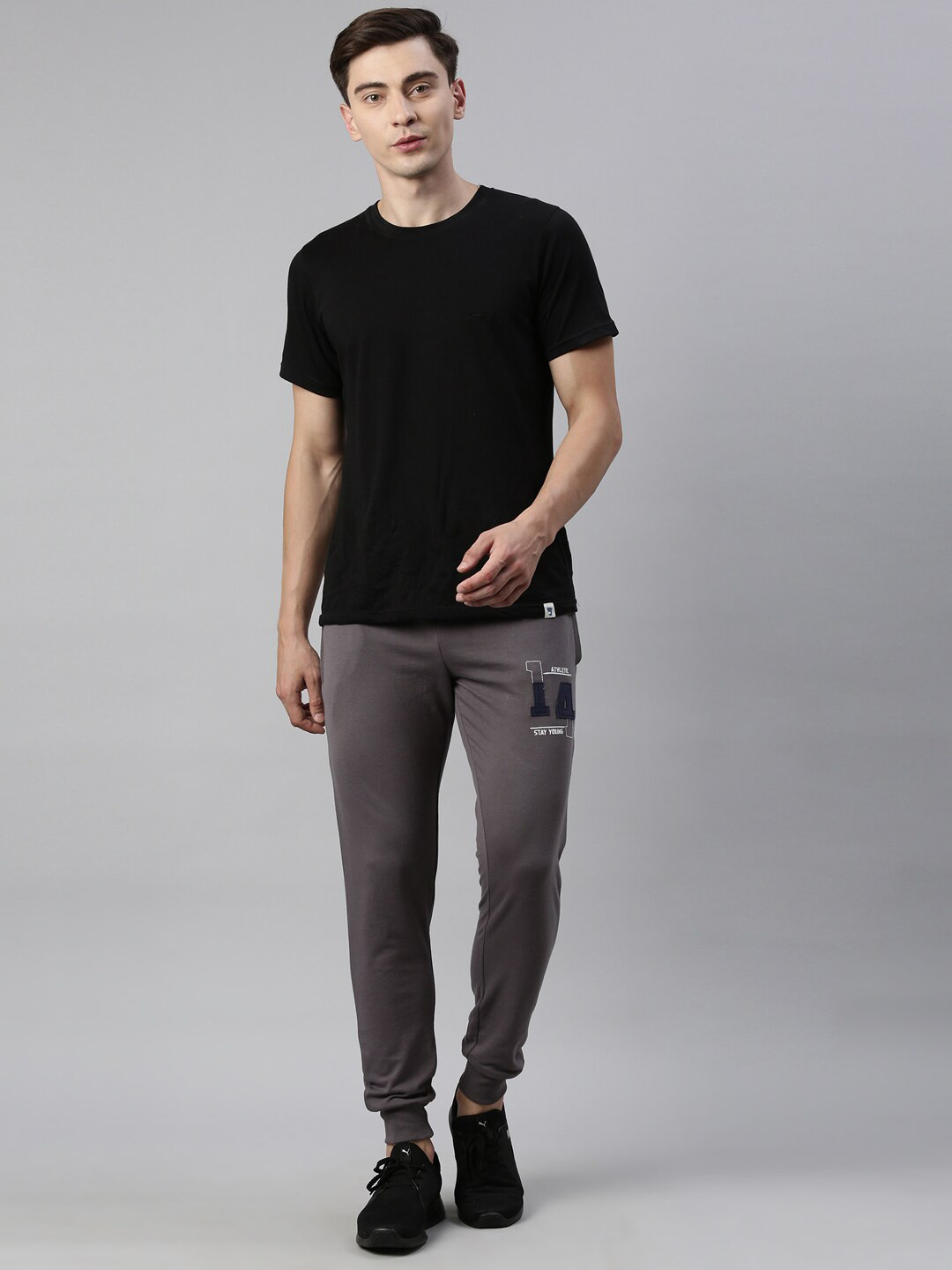 Joven Men Black & Grey T-shirt with Joggers