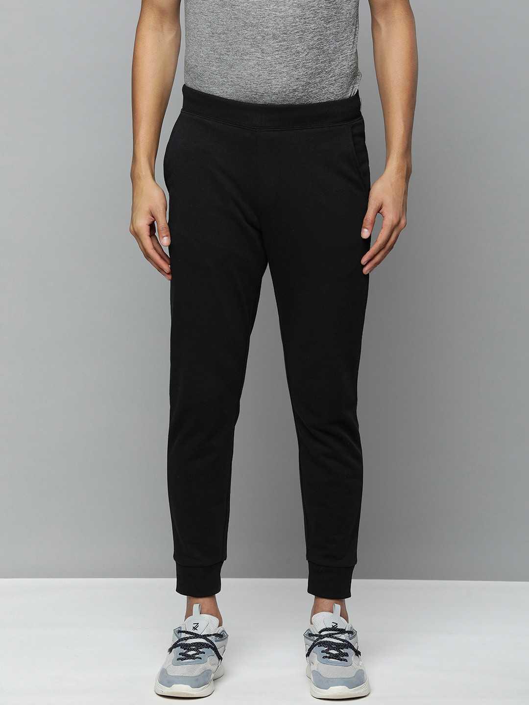 Skechers Men Black EXPEDITION Joggers