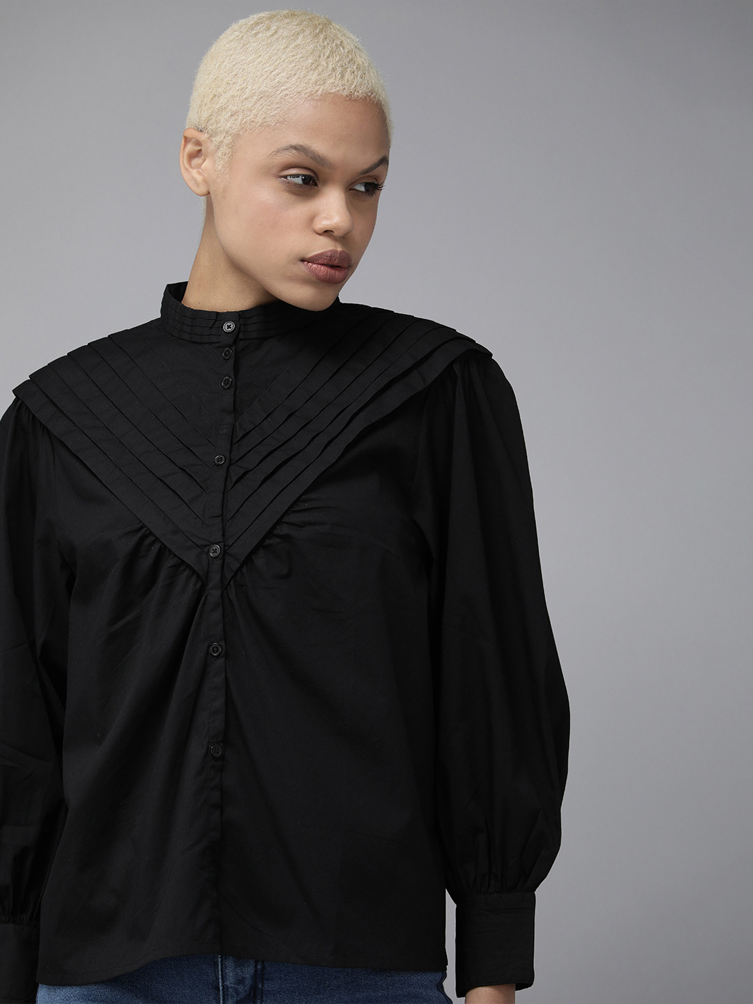 Roadster Women Black Solid Pure Cotton Classic Pintuck Pleated Casual Shirt