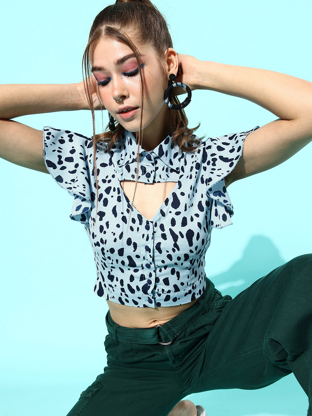 KASSUALLY Blue Animal Printed Cut Out Top