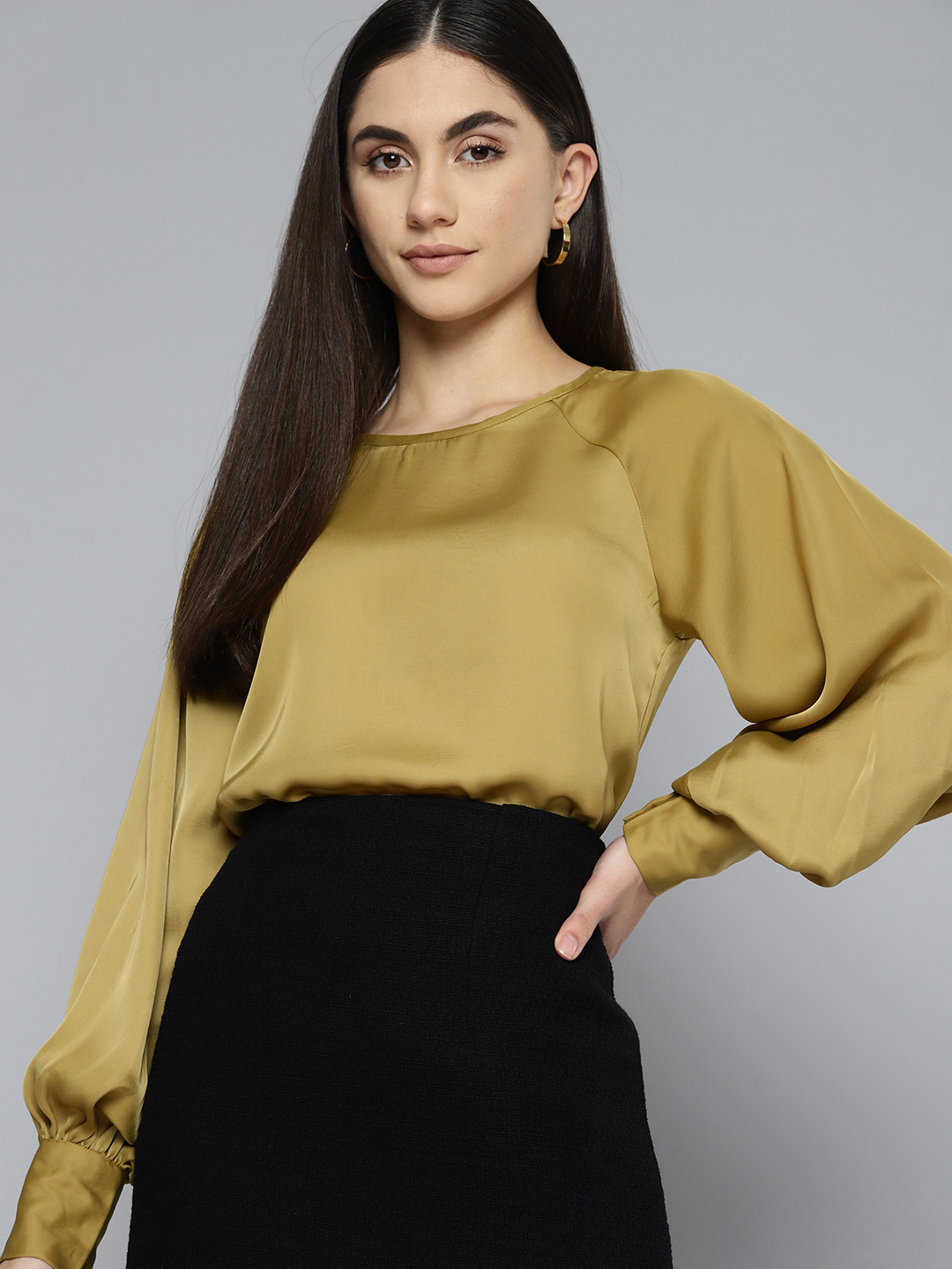 Chemistry Olive Green Solid Raglan Sleeves Satin Top