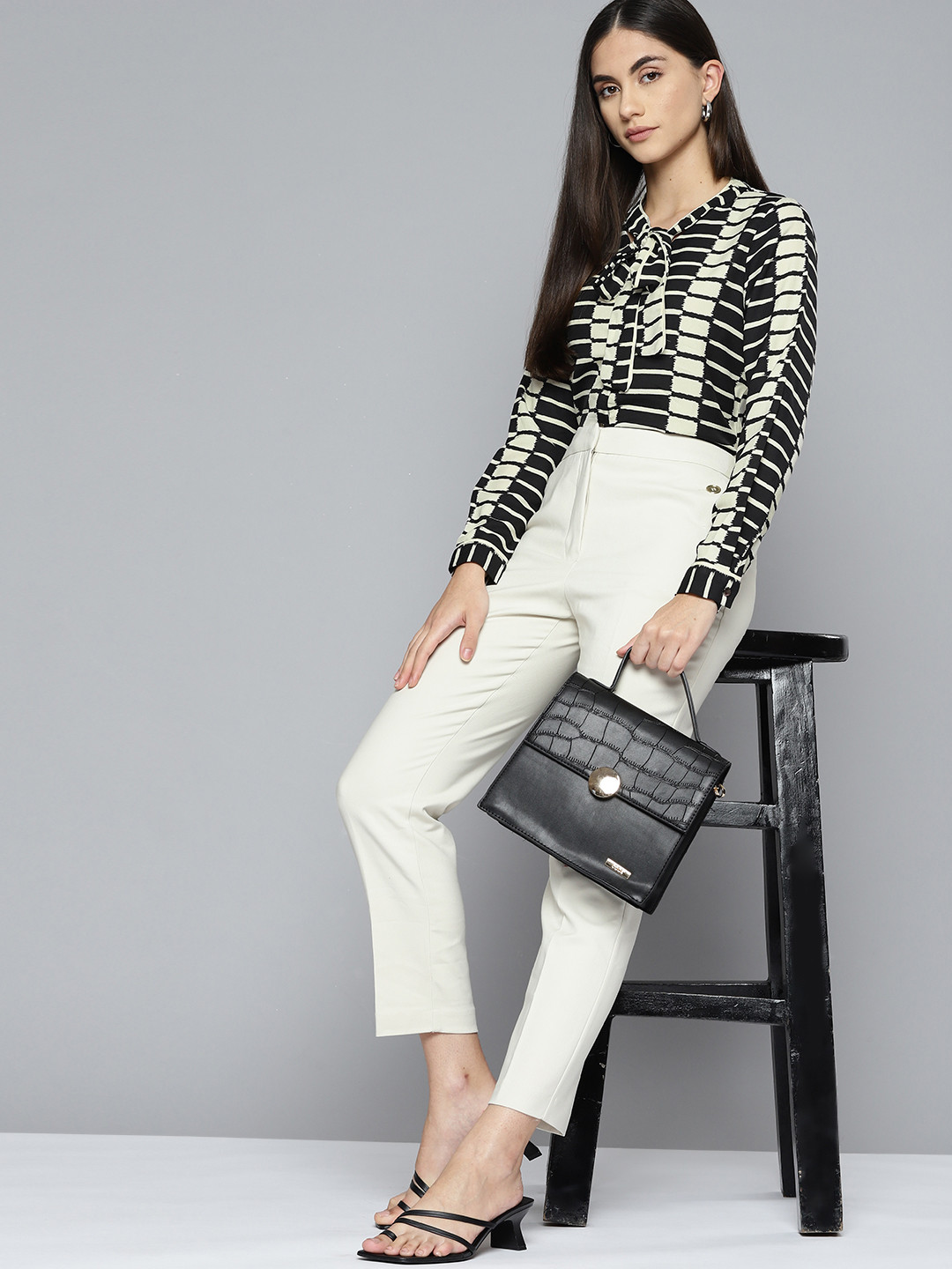 Chemistry Women Black & Off White Printed Casual Shirt With Tie-Up Detail