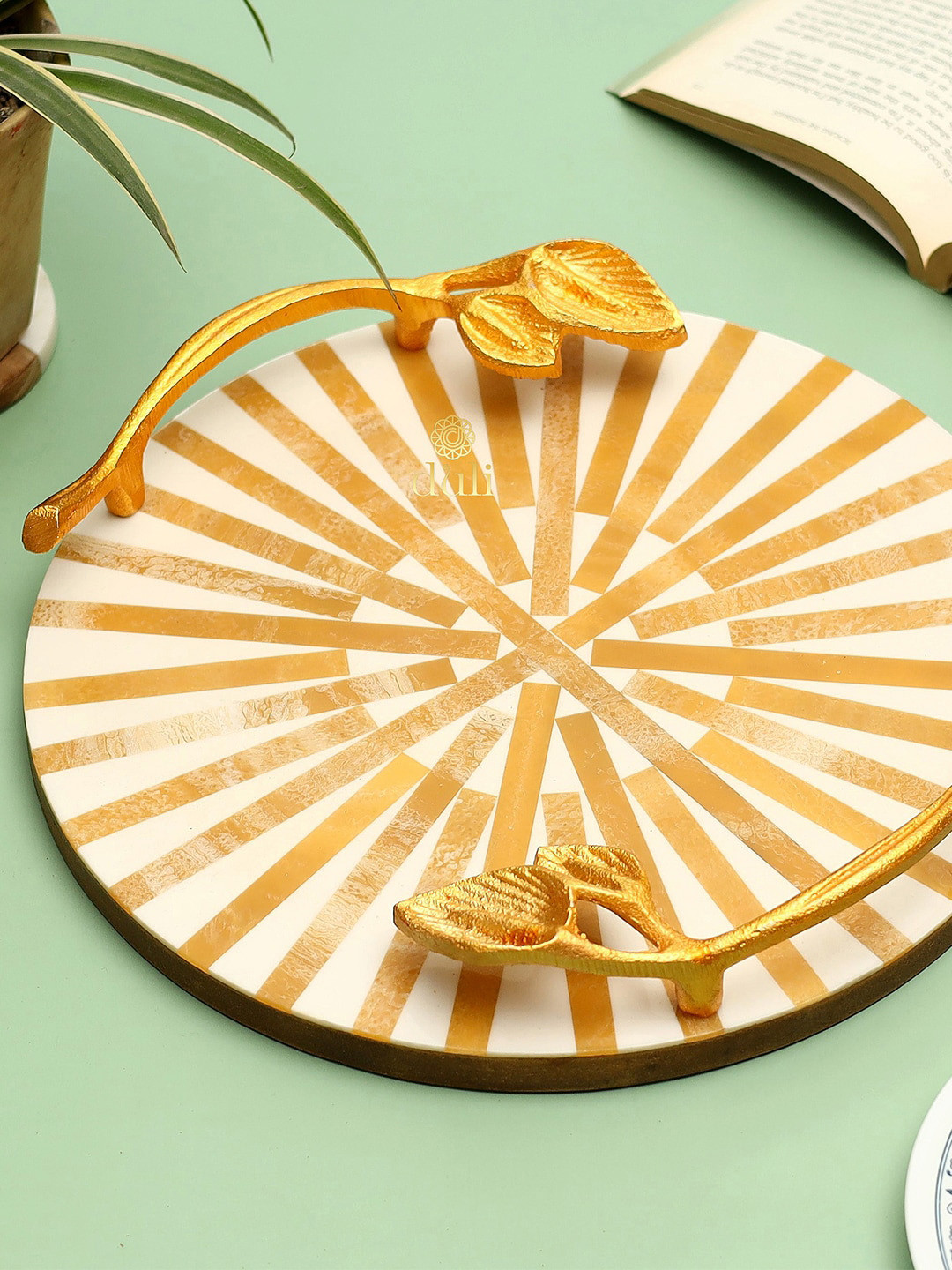 DULI Brown & Gold-Toned Round Multipurpose Serving Tray Platter