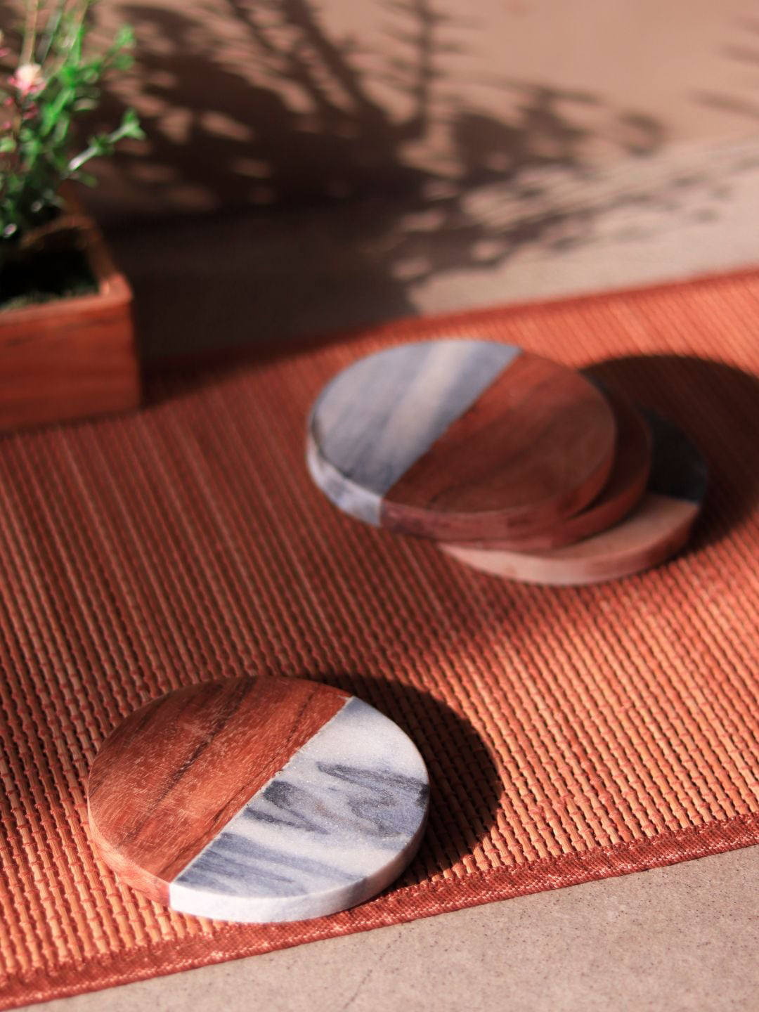 Unravel India Set of 4 White & Brown Solid Marble Circular Coasters