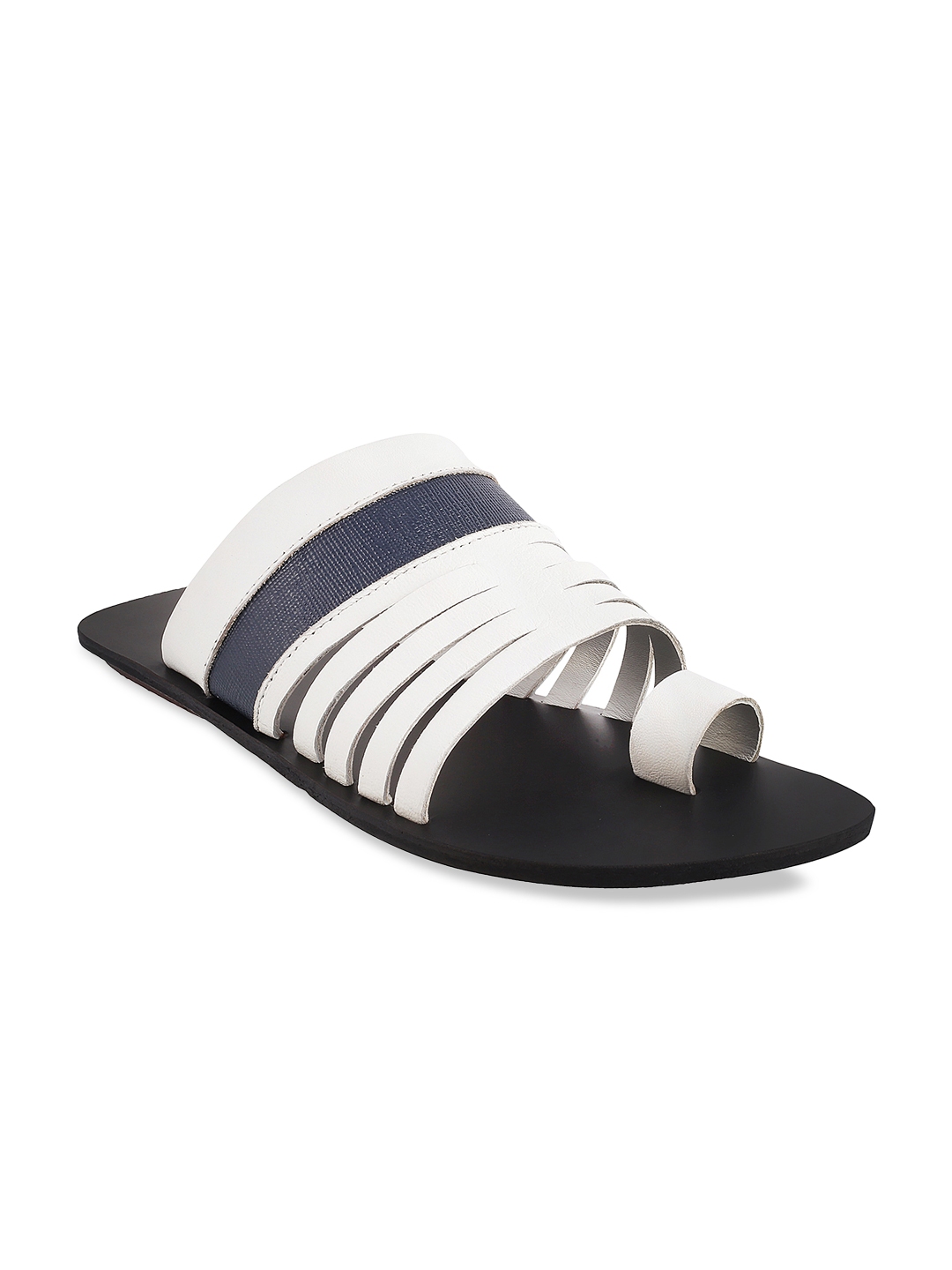 Mochi discount white sandals